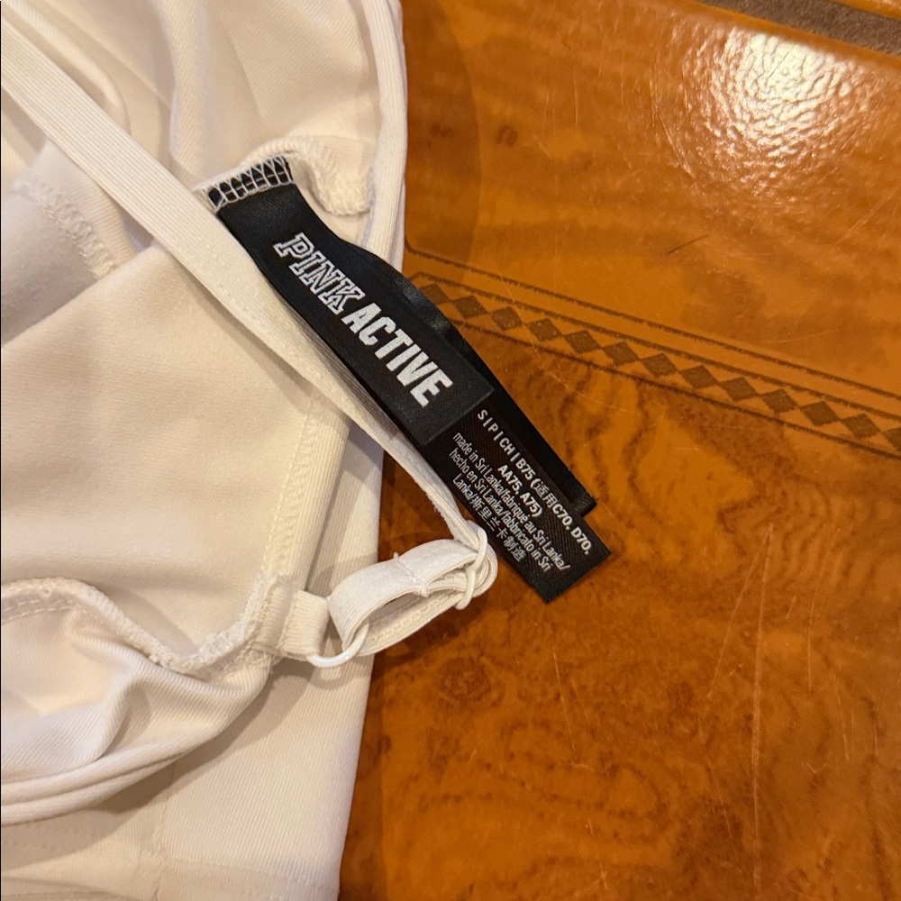 PINK Victoria's Secret White Crop Top - Picture 4 of 4